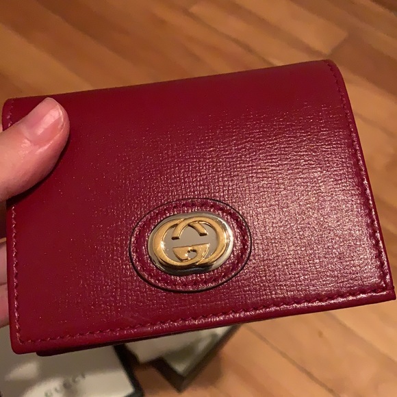Red Gucci wallet - Picture 2 of 4